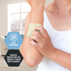 MED PRIDE calcium alginate pad absorbing moisture while forming a protective gel