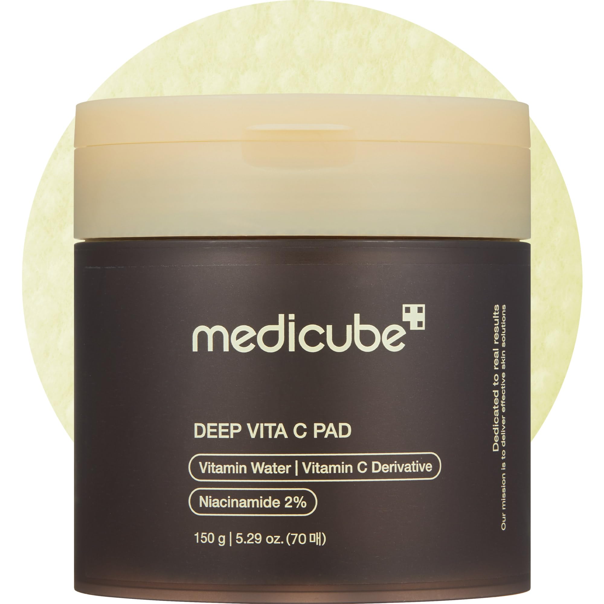 Medicube Deep Vita C Pad embossed side for gentle exfoliation and smoother pores.