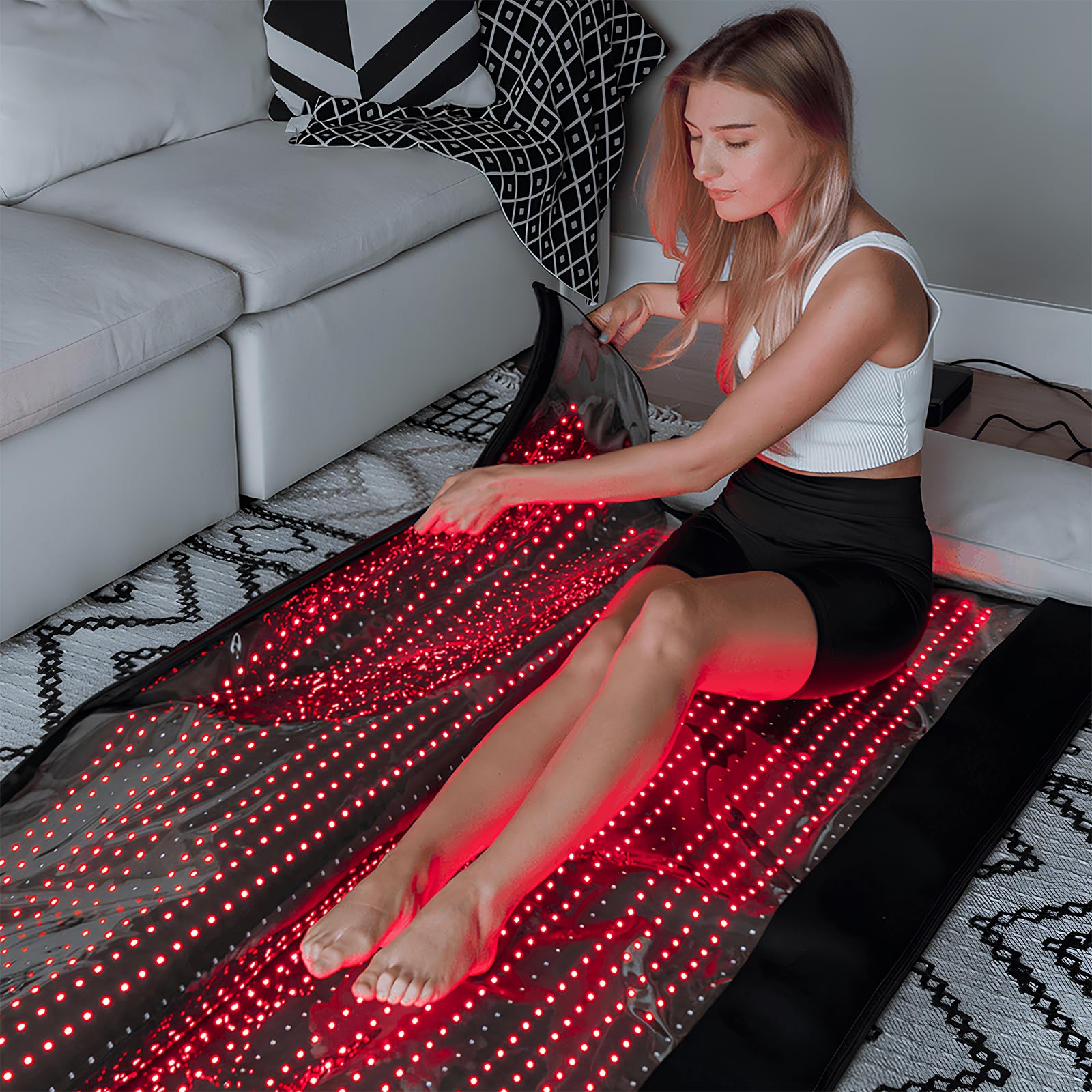 MEGELIN workout-compatible mat may aid fat burning and muscle recovery after sessions.