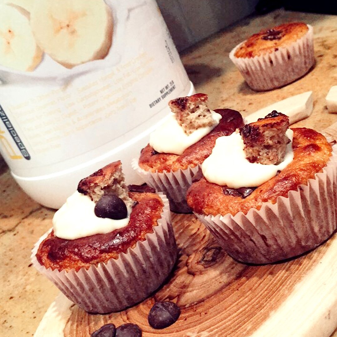 Protizyme in a baking setup for protein-rich recipes.
