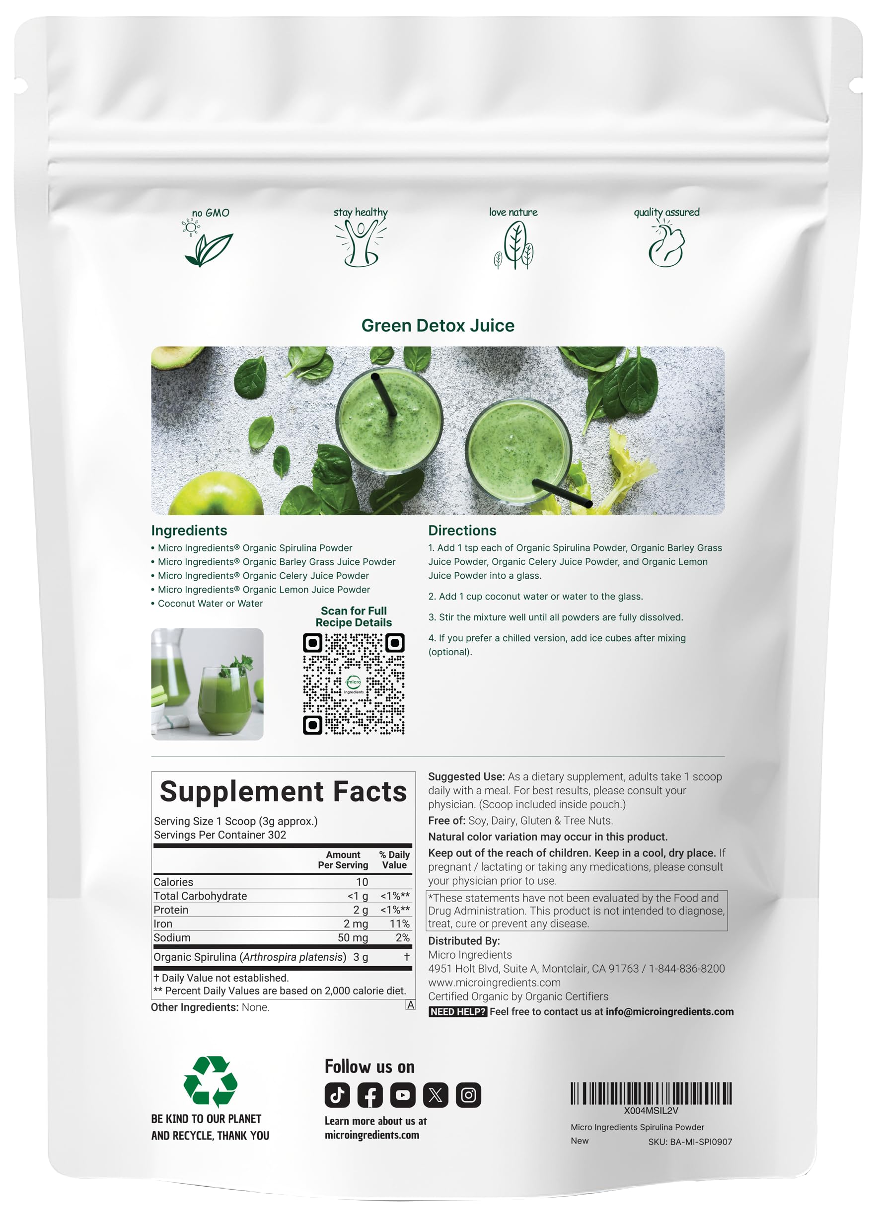 Micro Ingredients spirulina scoop beside bag for convenient daily greens boost