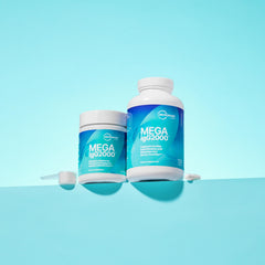 Mega IgG2000 powder dissolving in cold water to mix smoothly.