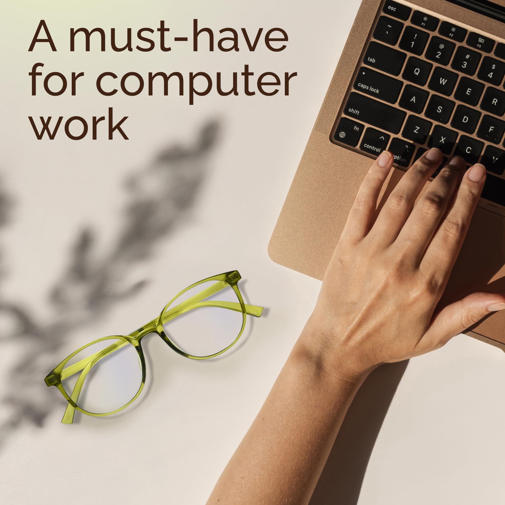 Easy to clean and maintain daily wear with clear lenses