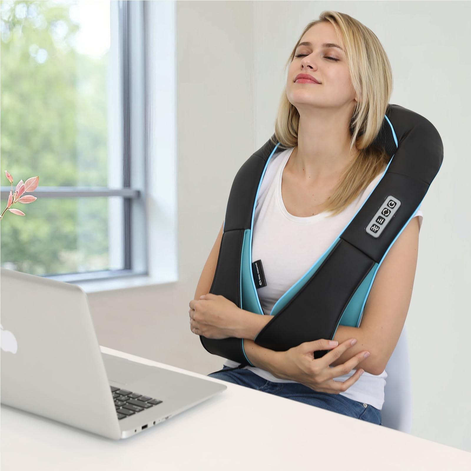 Mo Cuishle portable design suitable for home, office, and travel use.