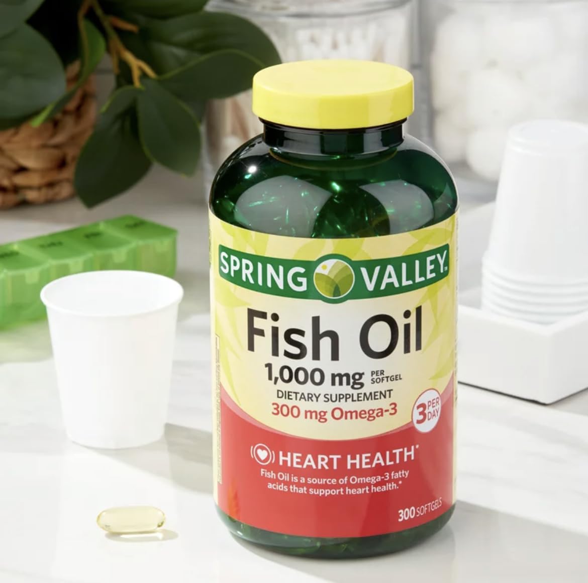 Mohsin Skerdy Spring Valley Fish Oil Softgels bottle closeup highlights 1000 mg per softgel.