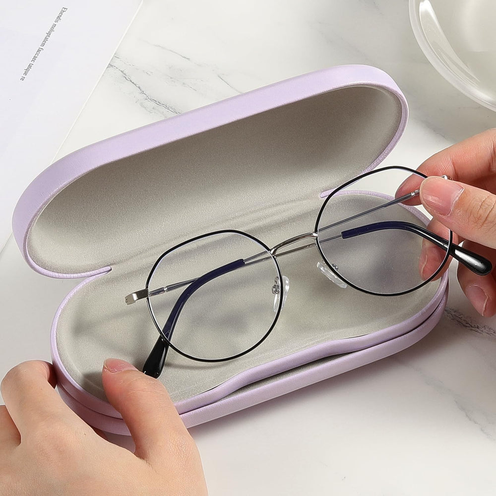 MoKo leather texture close-up emphasizing protective lining and quality material.