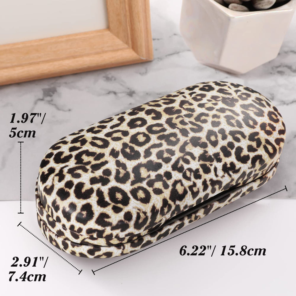 Soft interior lining of MoKo leopard case protecting frames