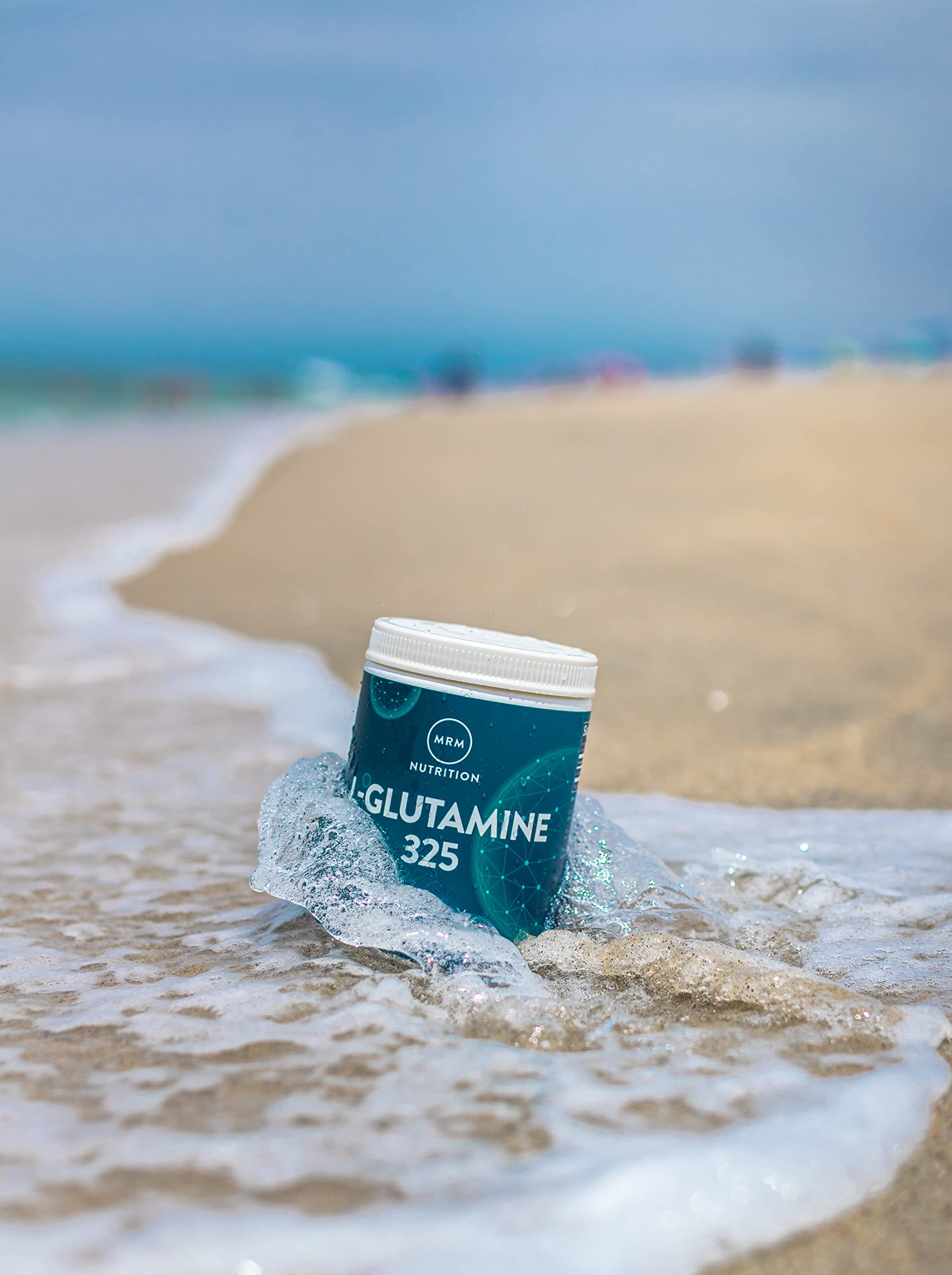 MRM L-Glutamine recovery shake visual suggests daily athletic use.