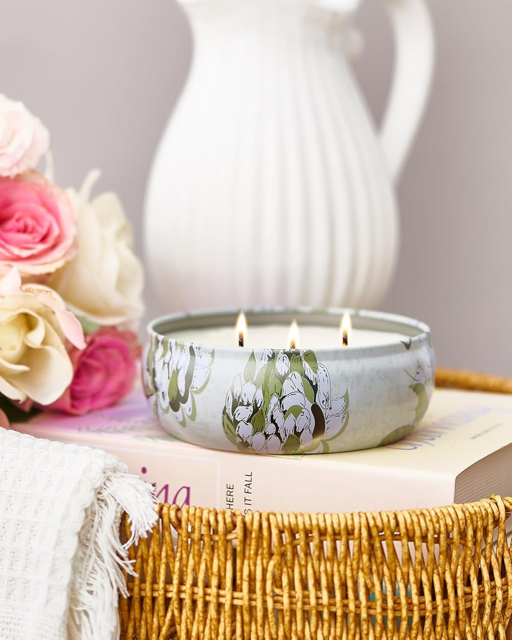 Msense Citronella Candle gift-ready tin makes a thoughtful summer present.