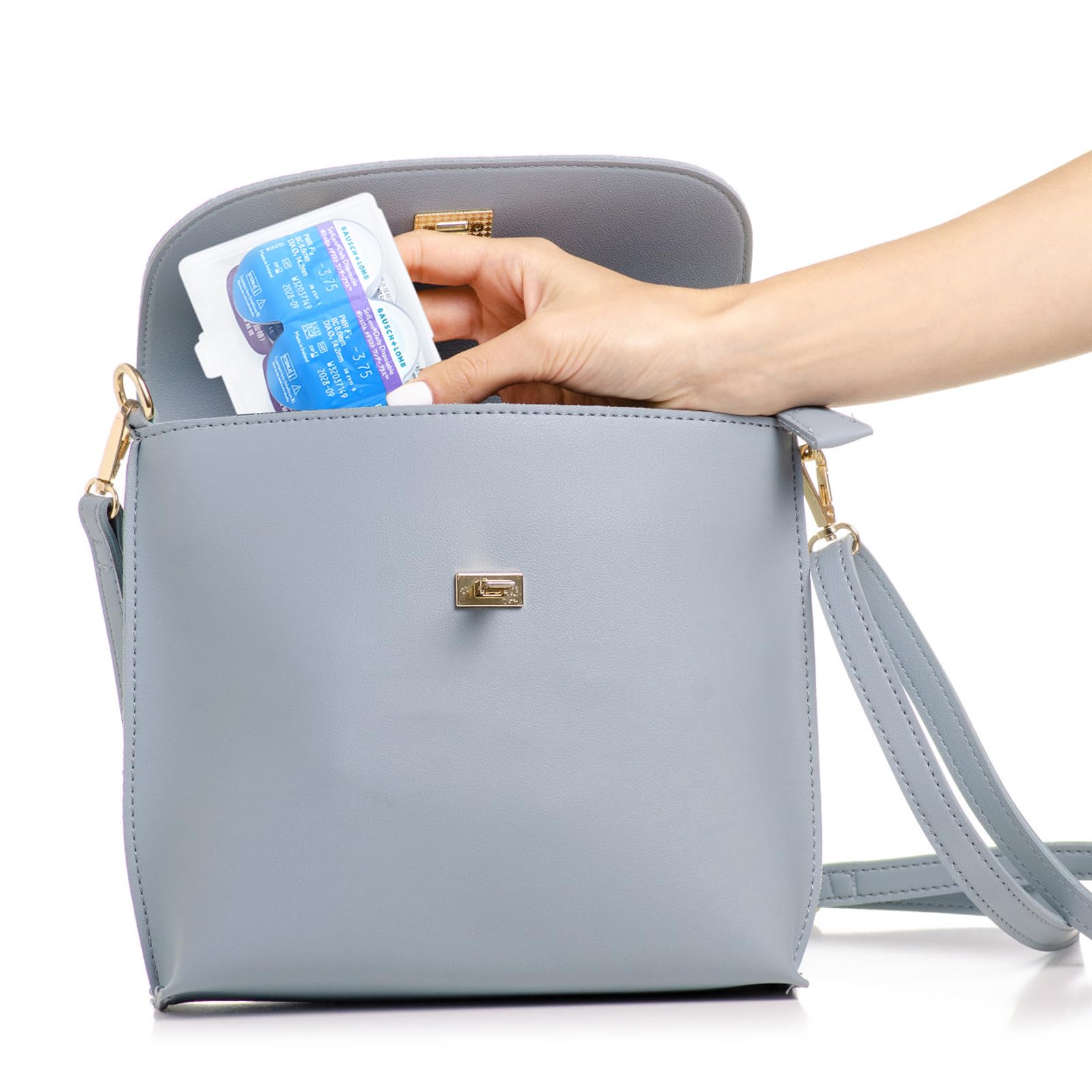 MUSHENJI portable lens case that fits in bags for on-the-go wearers.