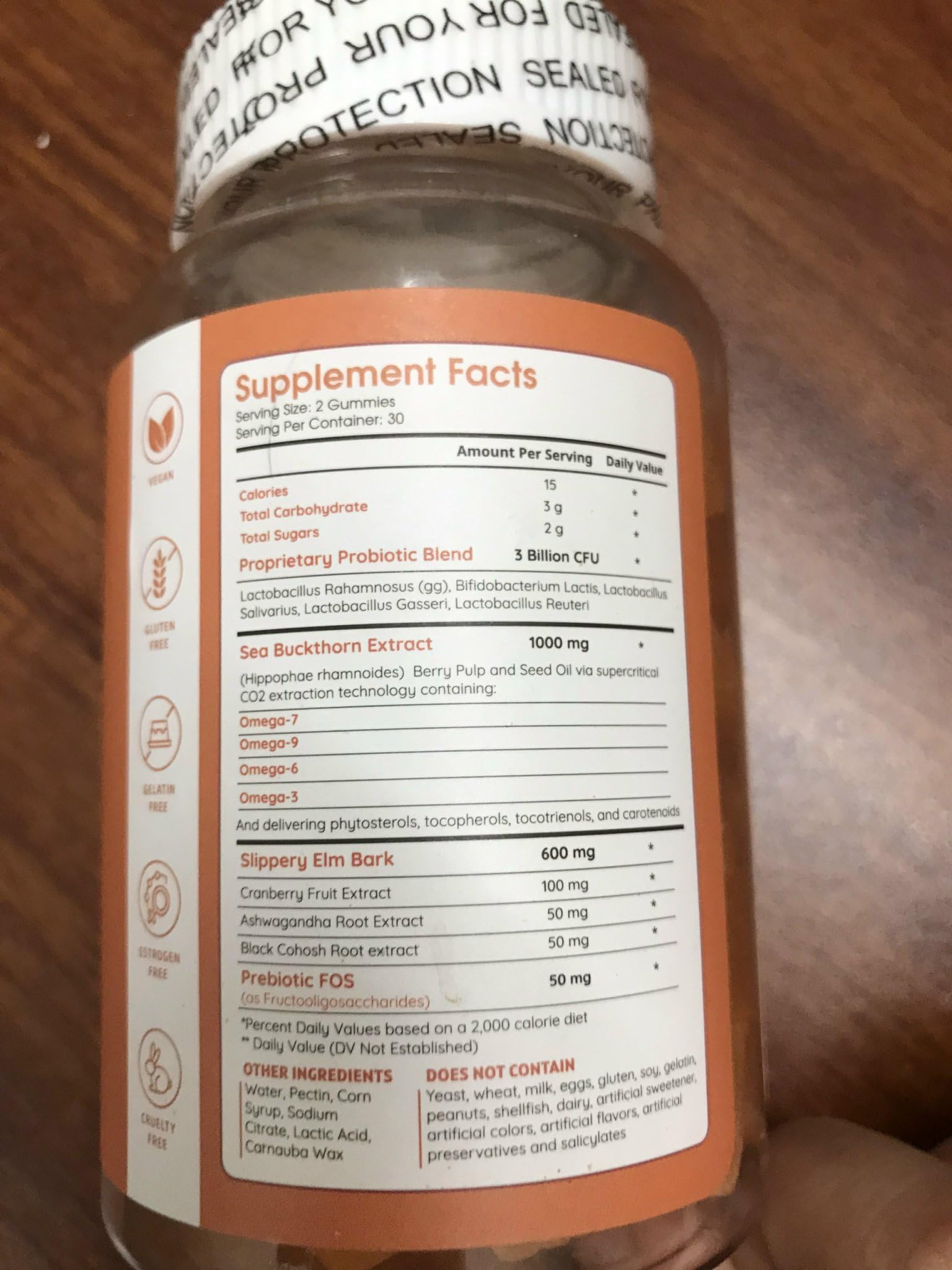 Muun Intimate Moisture Gummy packaging discreet bottle supports on-the-go wellness.