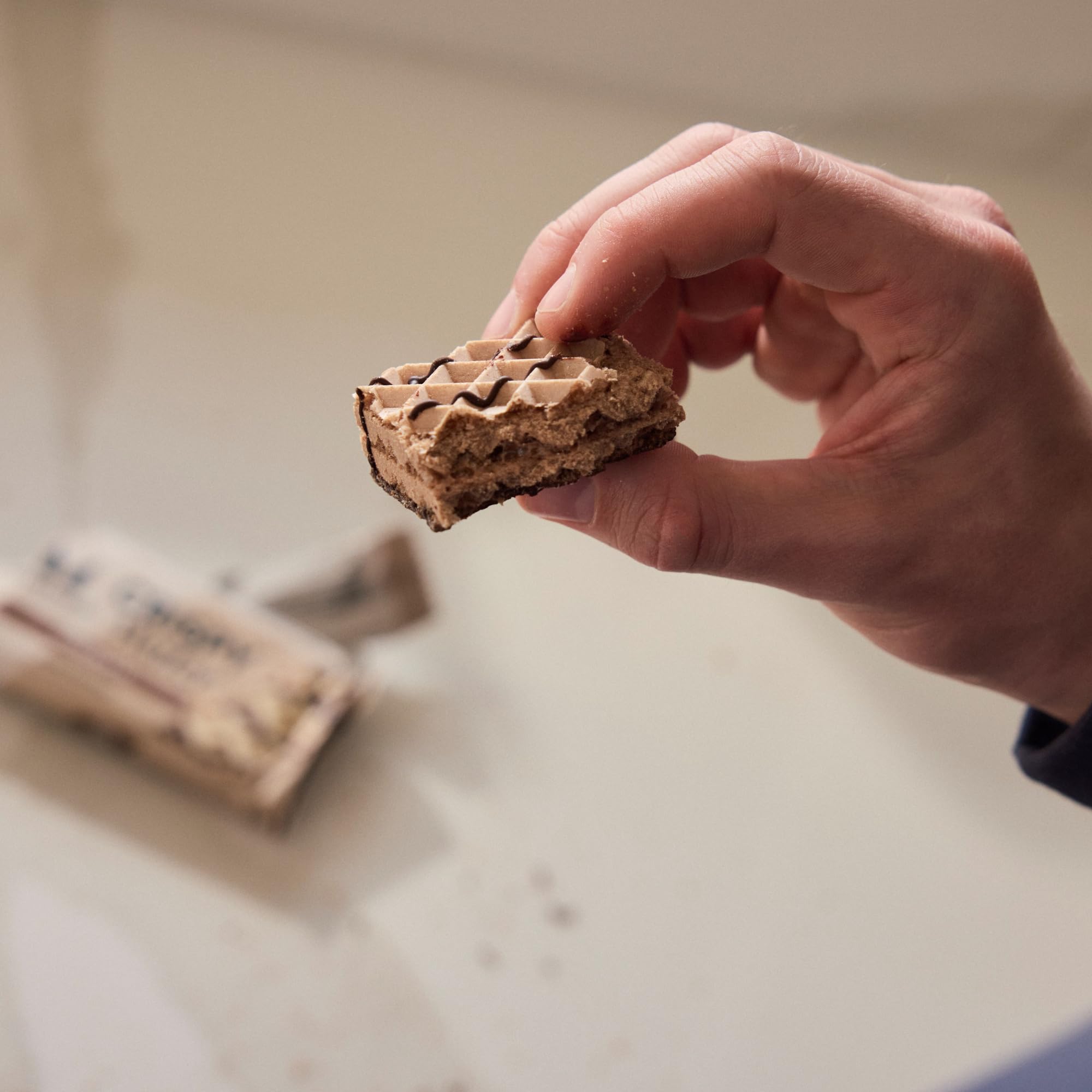 Myprotein Crispy Wafers ingredients milk-whey isolates highlight clean protein source