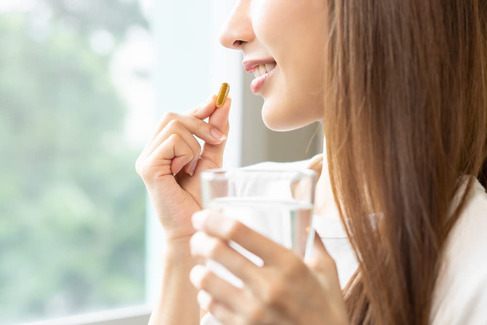 Nanocur everyday-use lifestyle shot suggests simple supplementation.