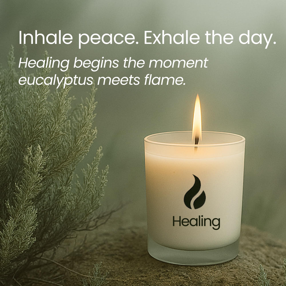 Natur IX candle wood lid base doubles as a heat-safe stand.