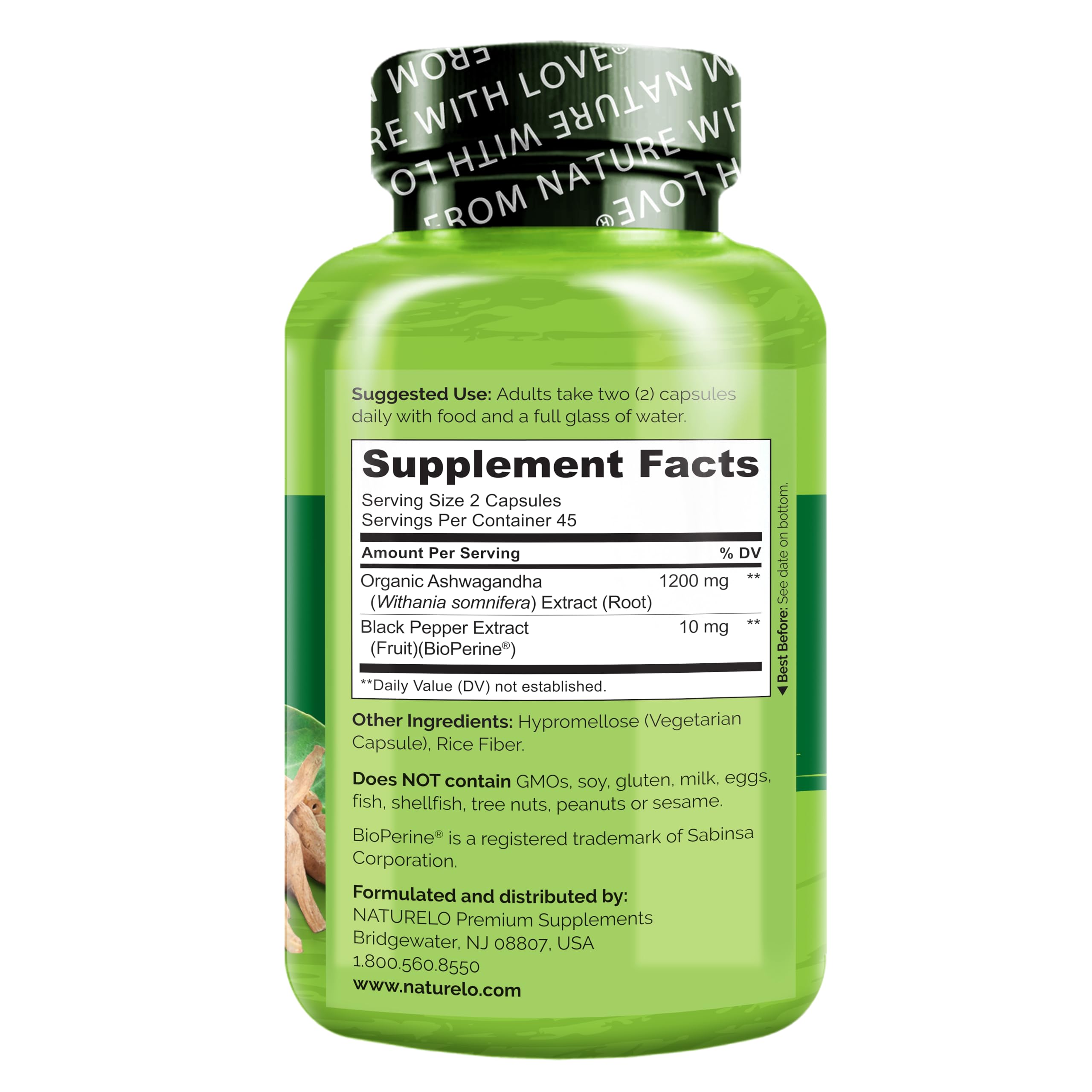 Naturelo Ashwagandha spoon demonstrates easy measurement for usage