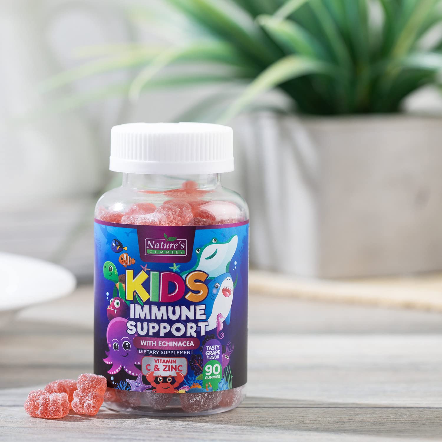 Nature's Nutrition gomitas inmunidad para niños, sabor a baya natural.