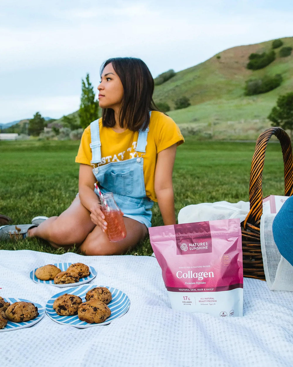 Front-facing label highlights non-GMO and gluten-free ingredients.