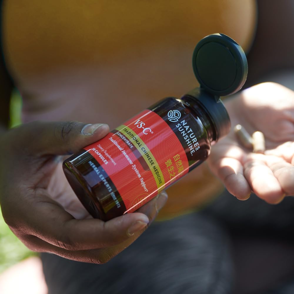 Concept image illustrating liver nourishment with VS-C TCM Concentrate
