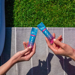 NatureWorks HydroMATE fruit punch pour demonstrates fast mix for travel hydration.