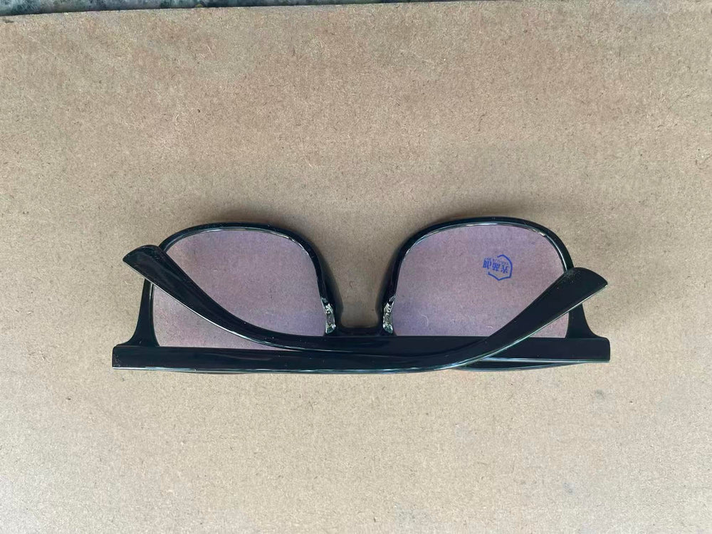 Nelisylux lightweight frame ideal for all-day wear