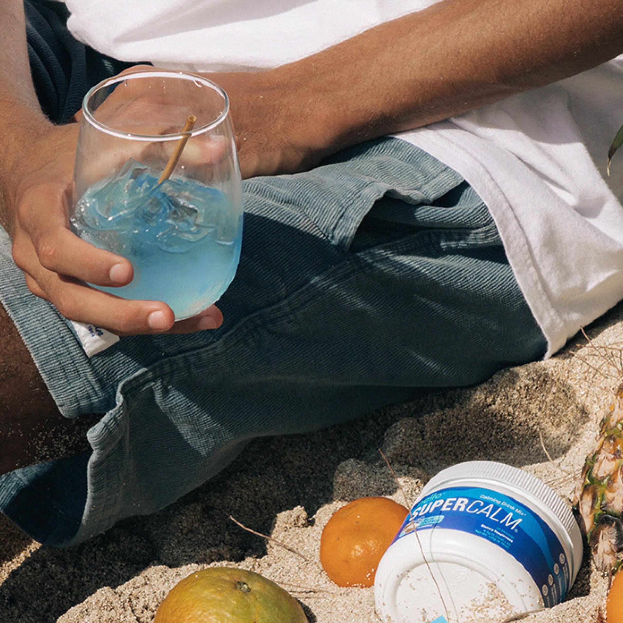 Nello SuperCalm on-the-go scene with packets.