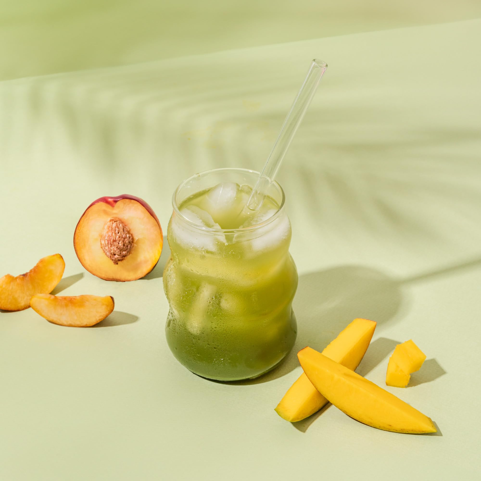 Nello Supergreens ingredient blend including moringa and chlorella for nutrient support.