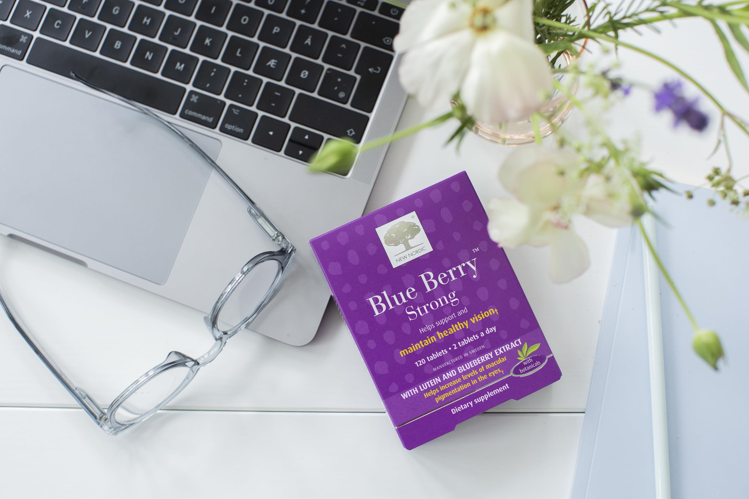 New Nordic daily eye health routine helps easy supplementation.