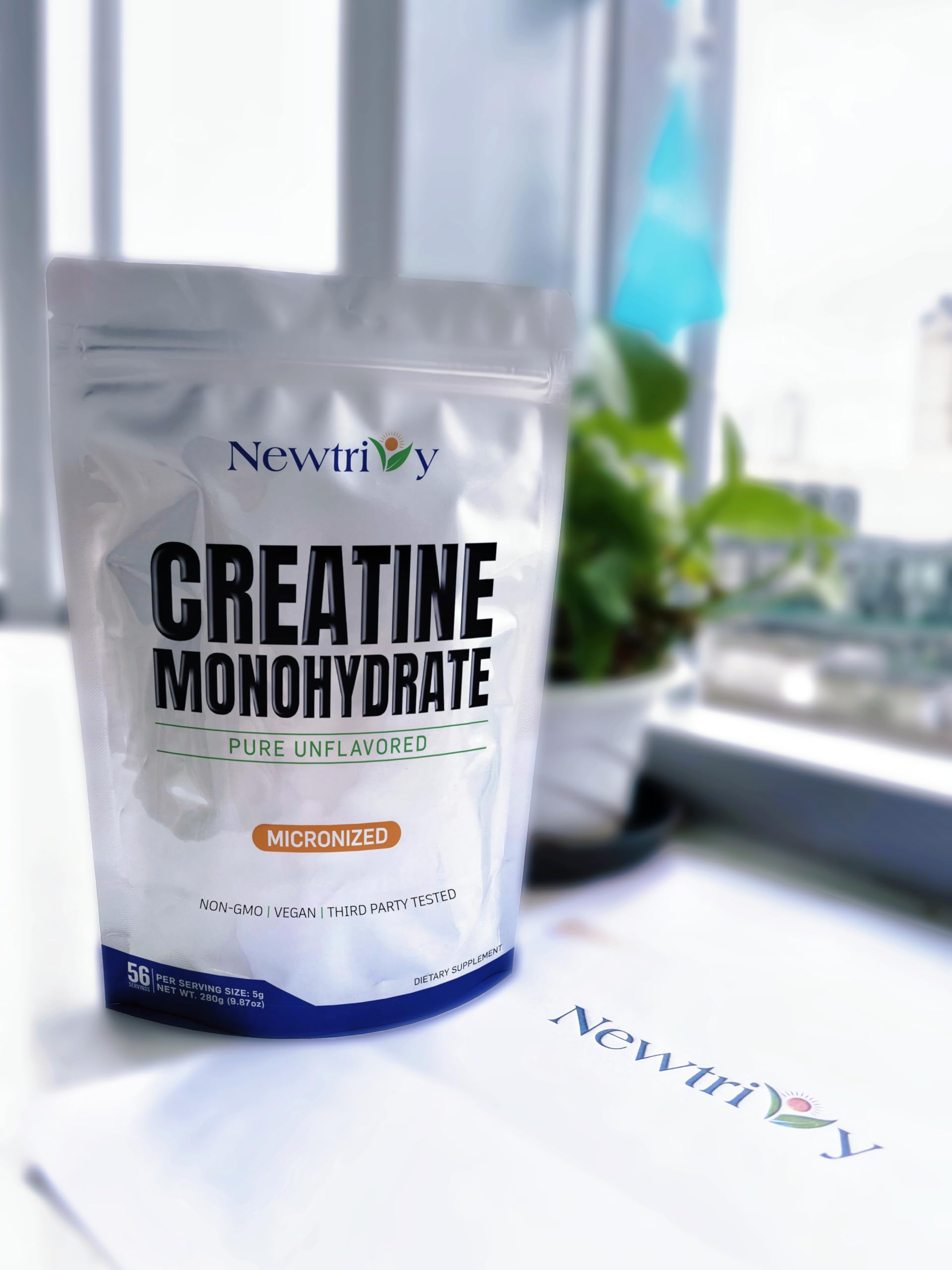 Newtrivy unflavored powder easily mixes with pre-workout beverages.