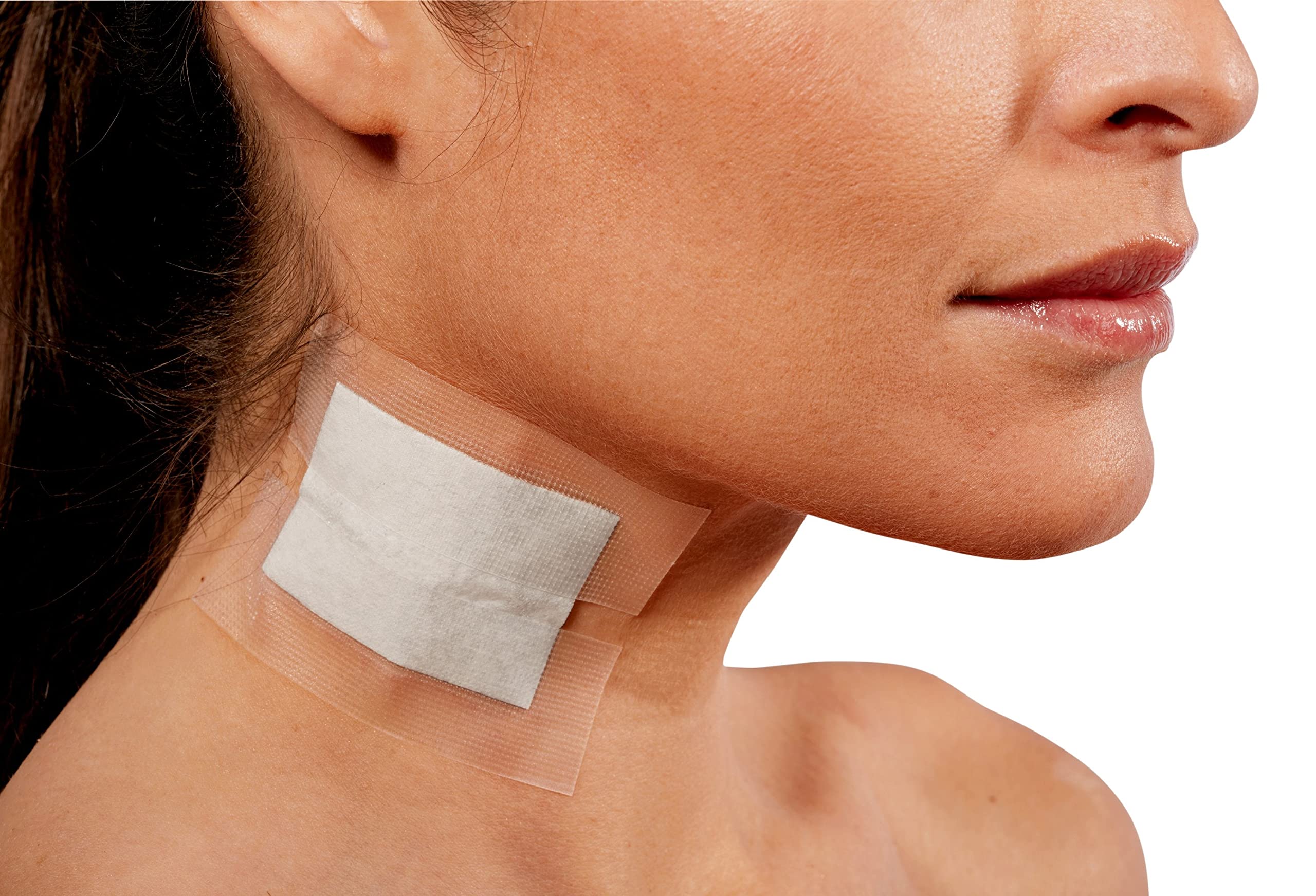 Nexcare Flexible Clear Tape offers discreet, transparent wound care