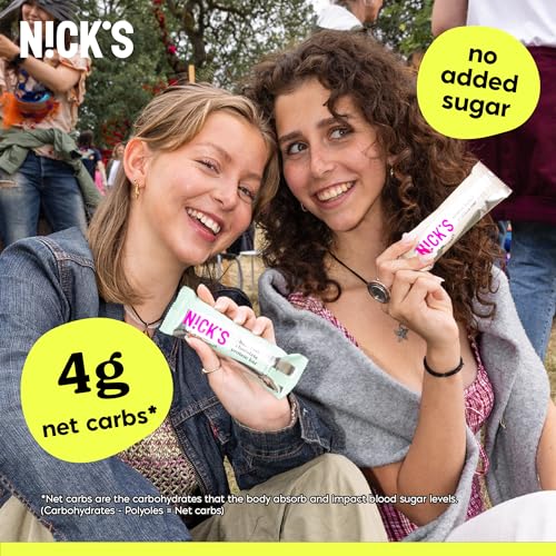 Nick's Protein Bars Crispy Cookie Chocolate texture close-up reveals soft, crisp bite