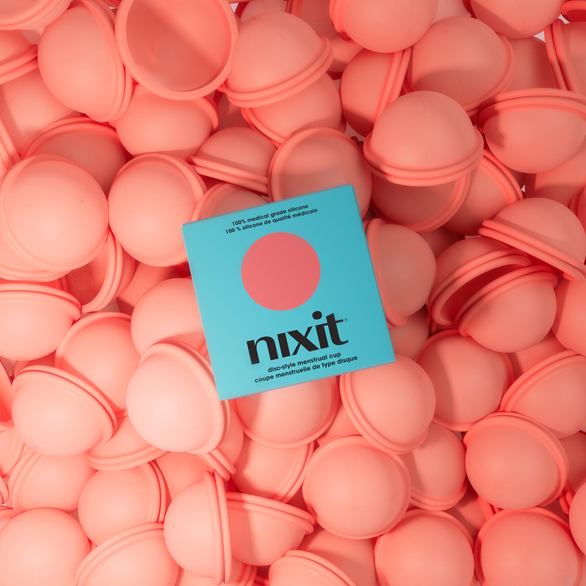 Nixit travel case for discreet, on-the-go maintenance of the disc.