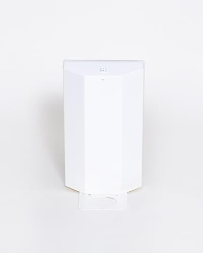 Northern Lights Travelite full-spectrum light image suggests comfortable, versatile illumination.