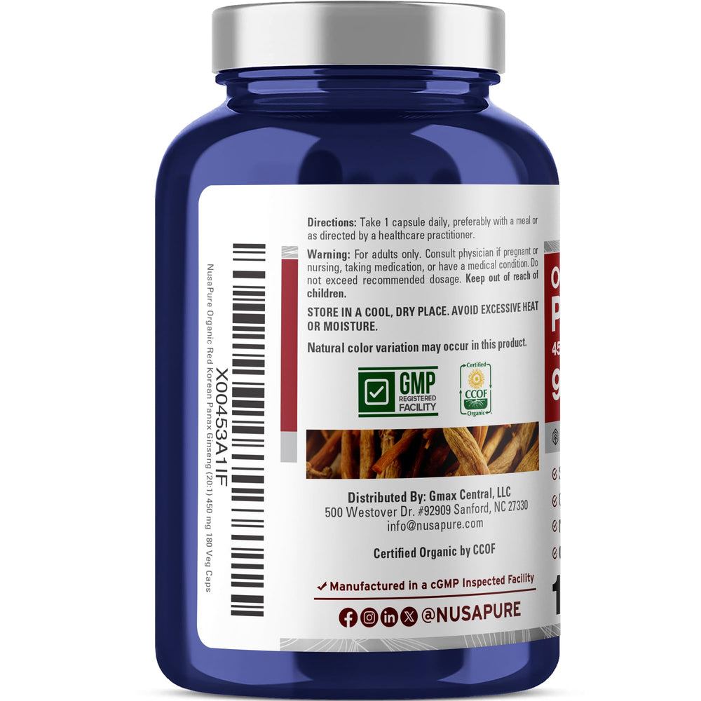 Capsules in hand show convenient vegan capsules for everyday use.