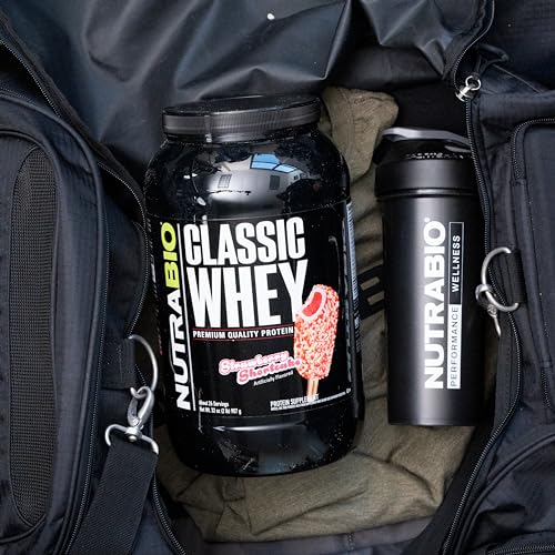 NutraBio Classic Whey scoop highlights 25 g protein per serving