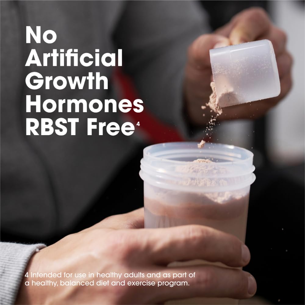 Optimum Nutrition Serious Mass serving with fruit boosts calories