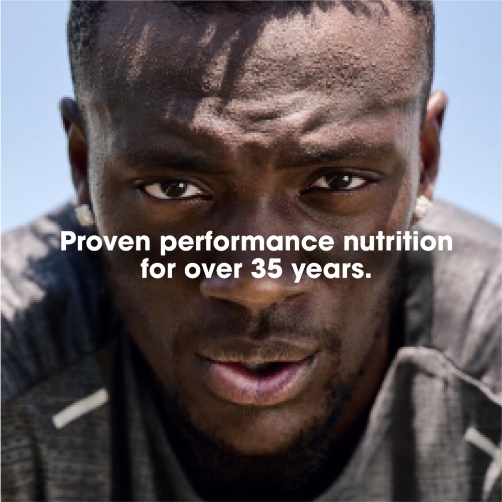 Optimum Nutrition Serious Mass jar close-up highlighting label