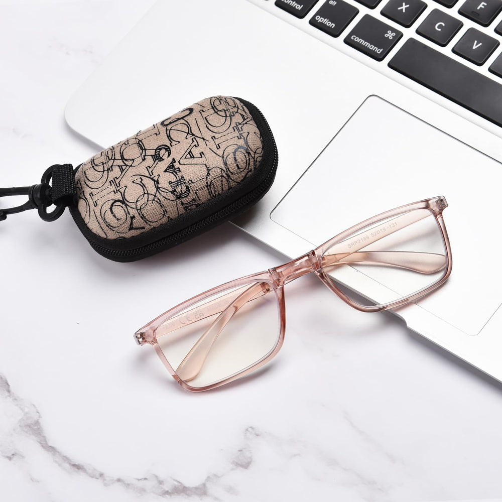 OPTOFENDY folding reading glasses in tortoise, timeless and travel-ready.