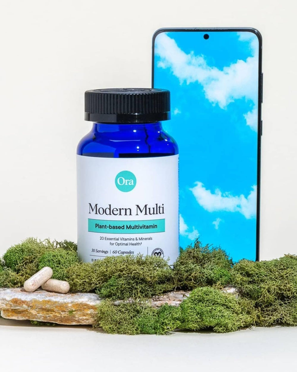 Ora Organic Modern Multivitamin vegan-certified badge on packaging.