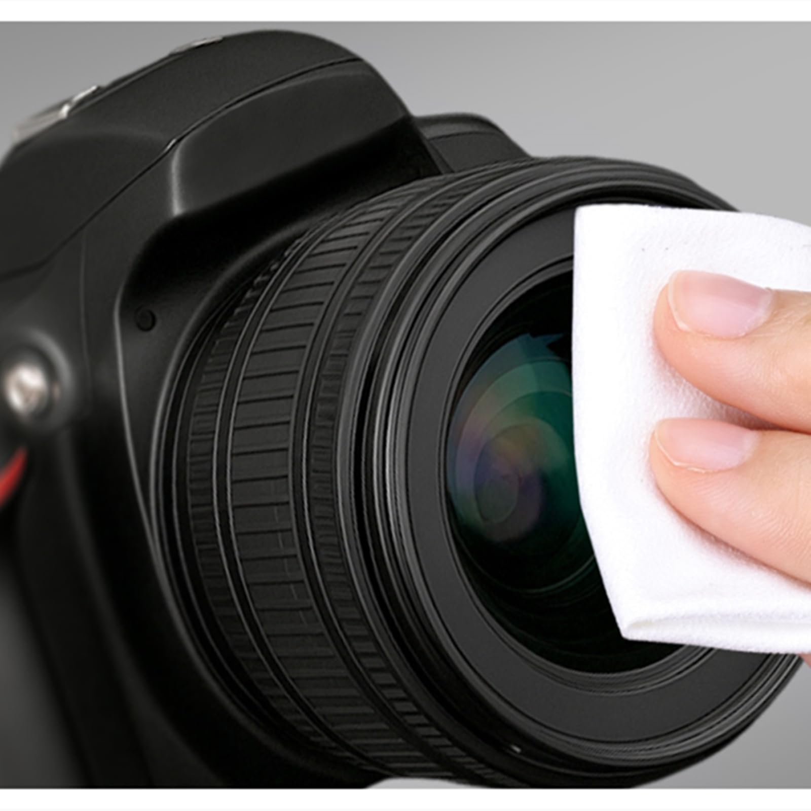 Ordilend cleaning cloth to wipe lenses without streaks.