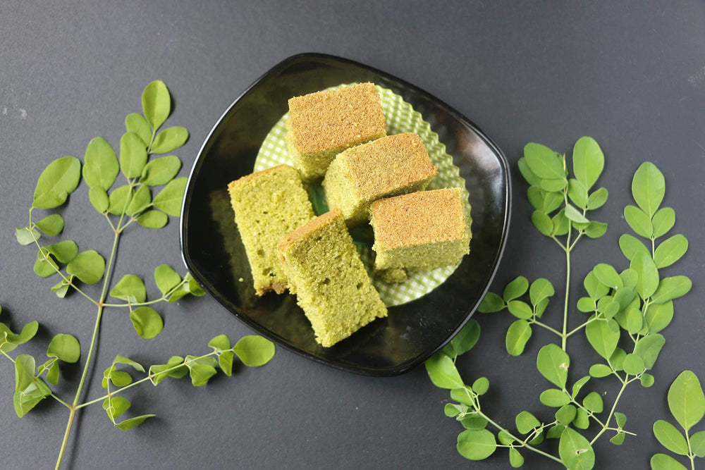 Organic Spice Resource Moringa powder label highlights USDA Organic status.