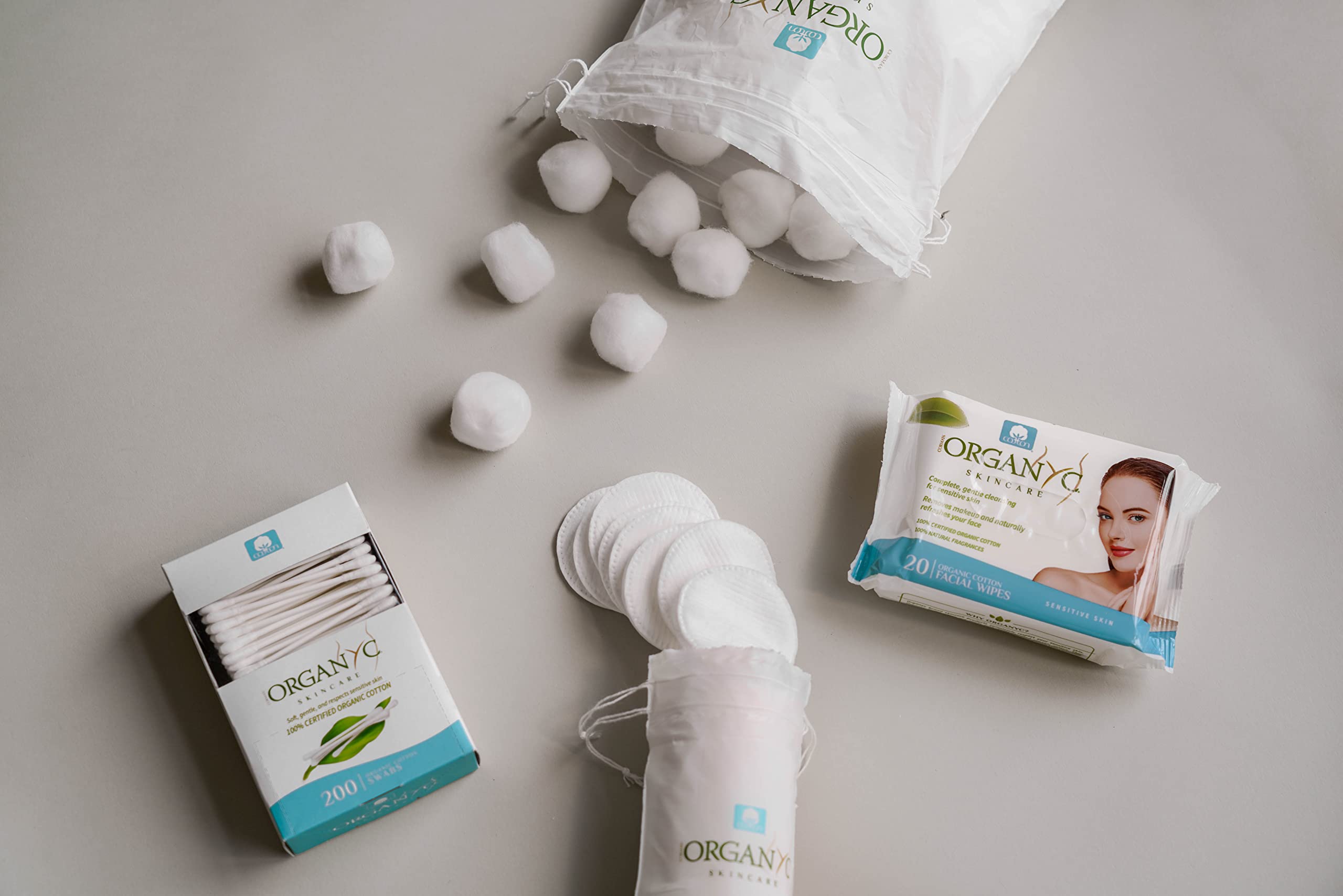 Organyc 200-count pack uses certified organic cotton for everyday care.
