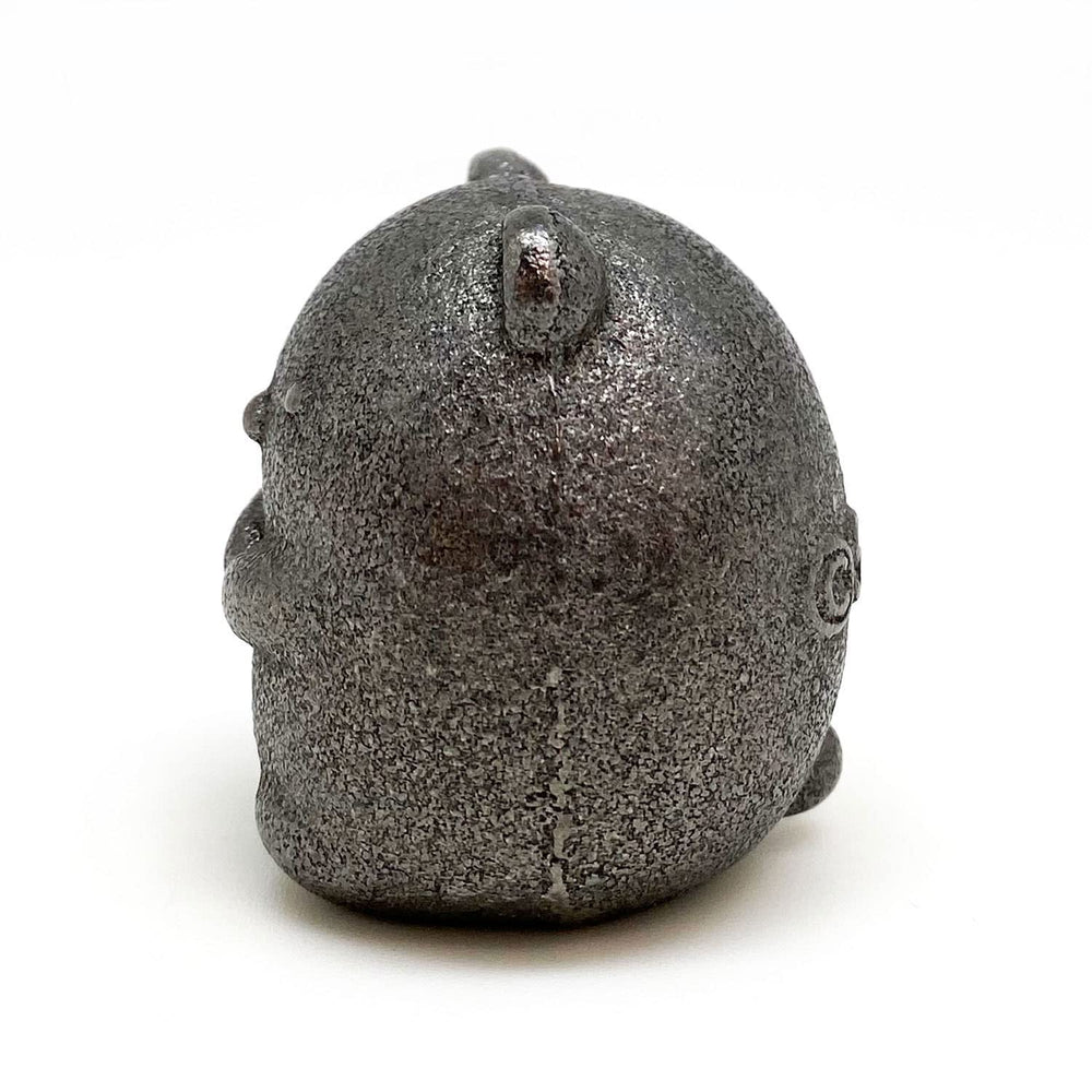 OSK TBN-1 iron ball's small size fits in tiny pots.