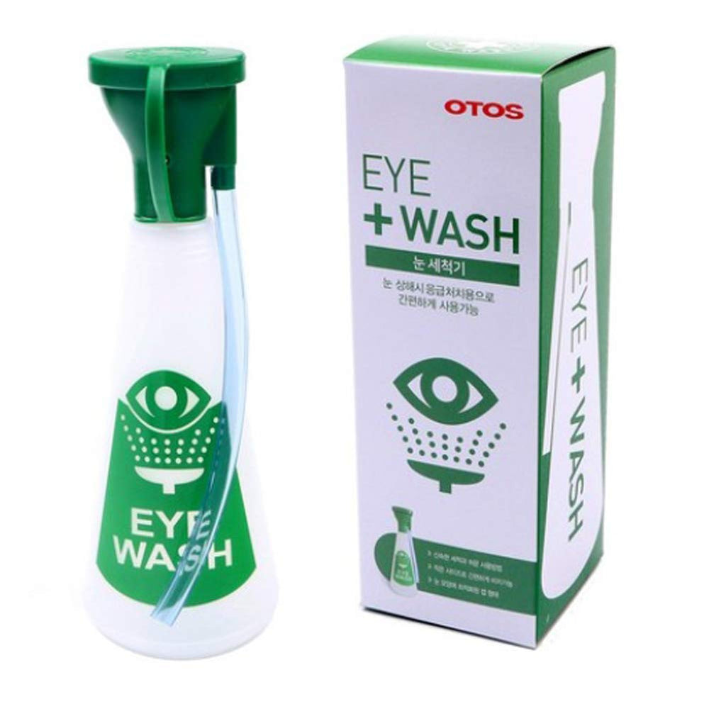 Copa OTOS de lavado ocular con diseño ergonómico para uso cómodo.