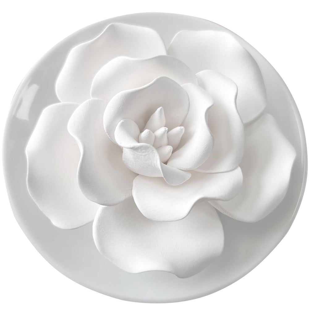oumeiben impatiens passive diffuser desktop setup with elegant ceramic petals releasing gentle fragrance.