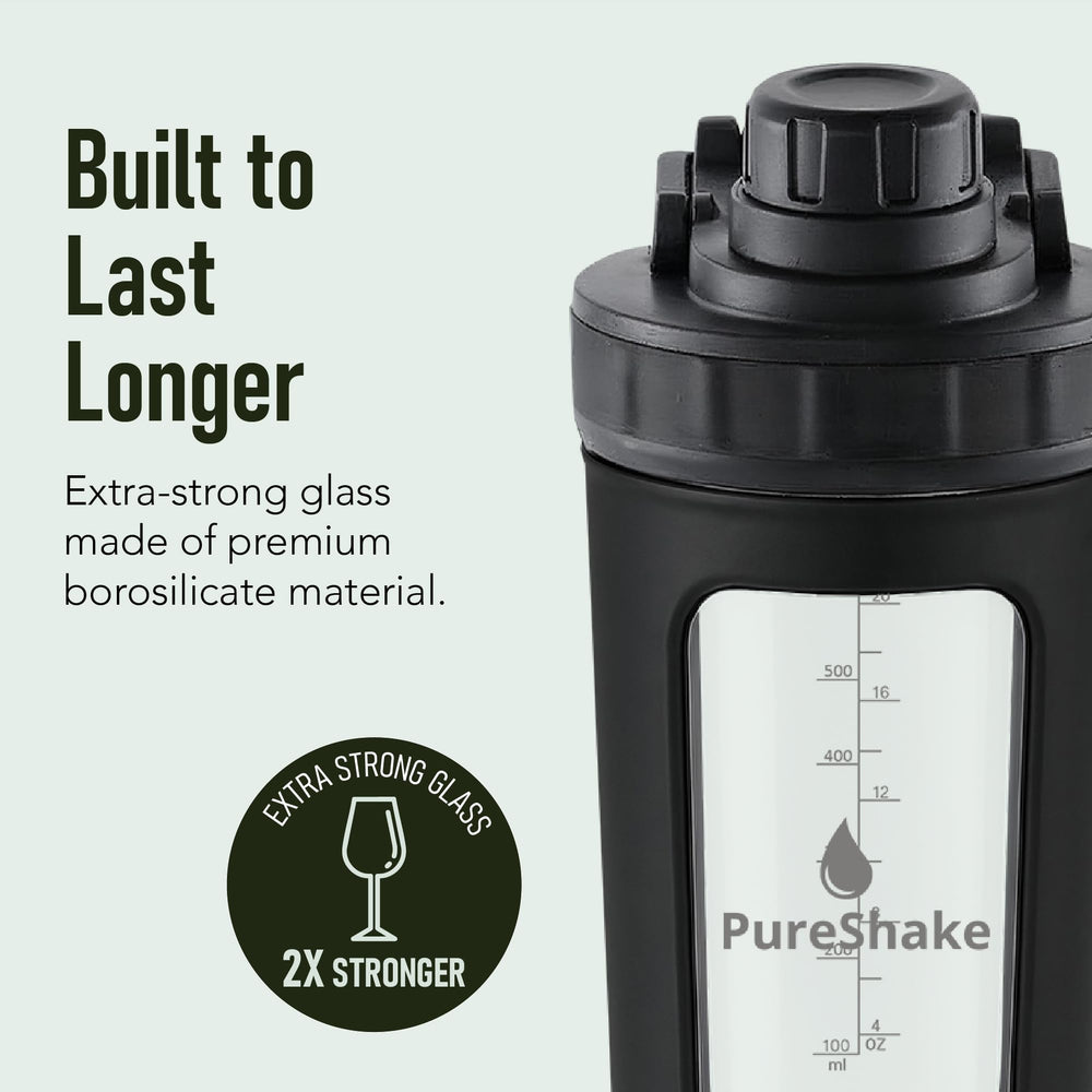 Paddi glass shaker shows measurement lines for precise shake prep.