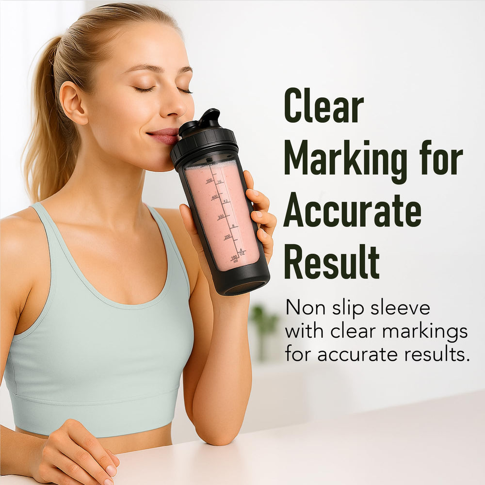 Paddi glass shaker wide opening makes adding powder easy.