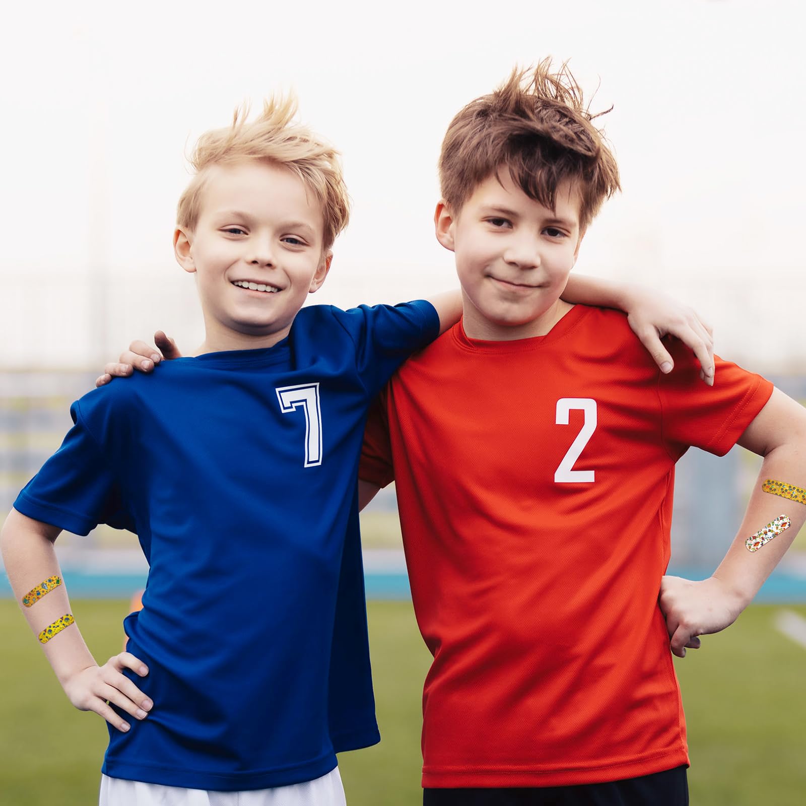 Panelee curitas deportivas: motivos alegres para usar en casa, escuela o juego al aire libre.