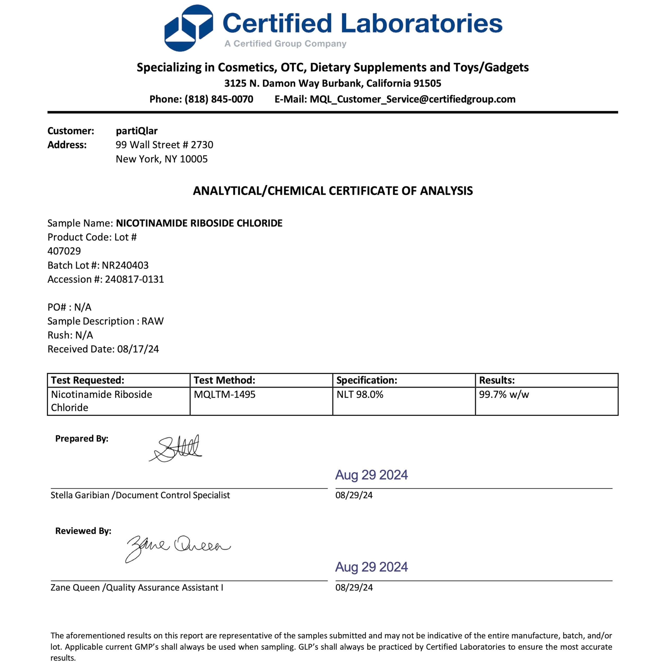 partiqlar nicotinamide riboside 500mg capsules poured into hand