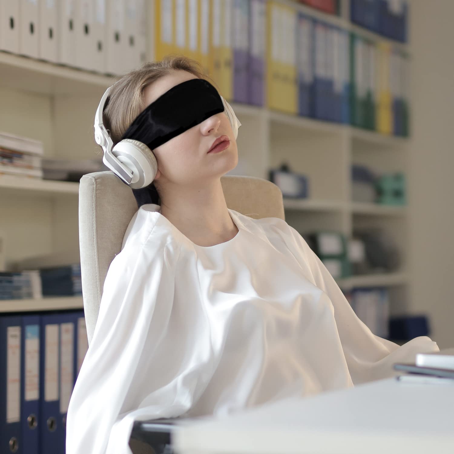 Pimoys travel-friendly satin eye-mask supports restful sessions during flights.
