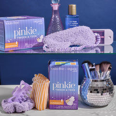 Pinkie teen overnight pad with wings for leak-proof overnight protection.